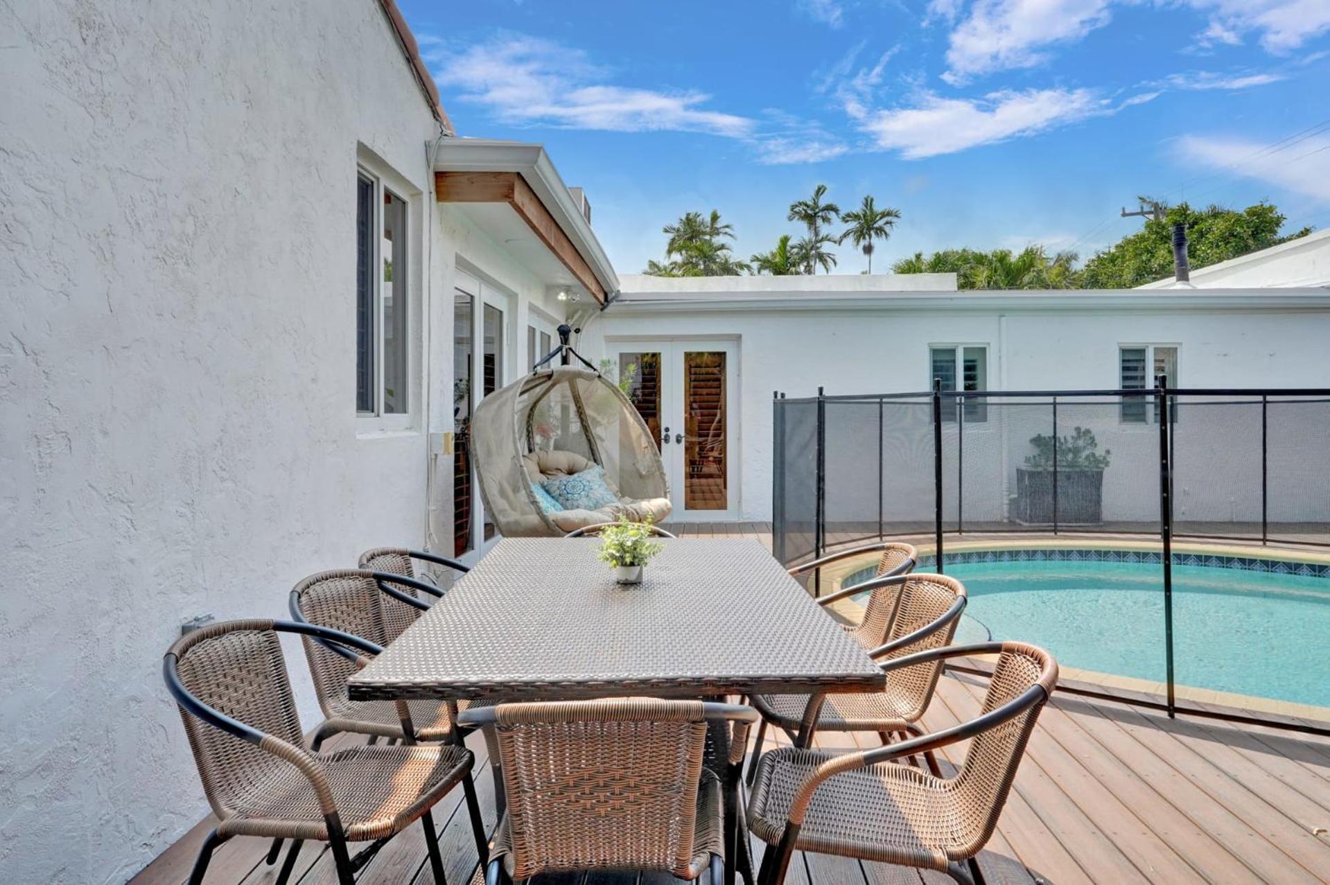 Private Pool With 5 Bedroom Retreat Hollywood Buitenkant foto